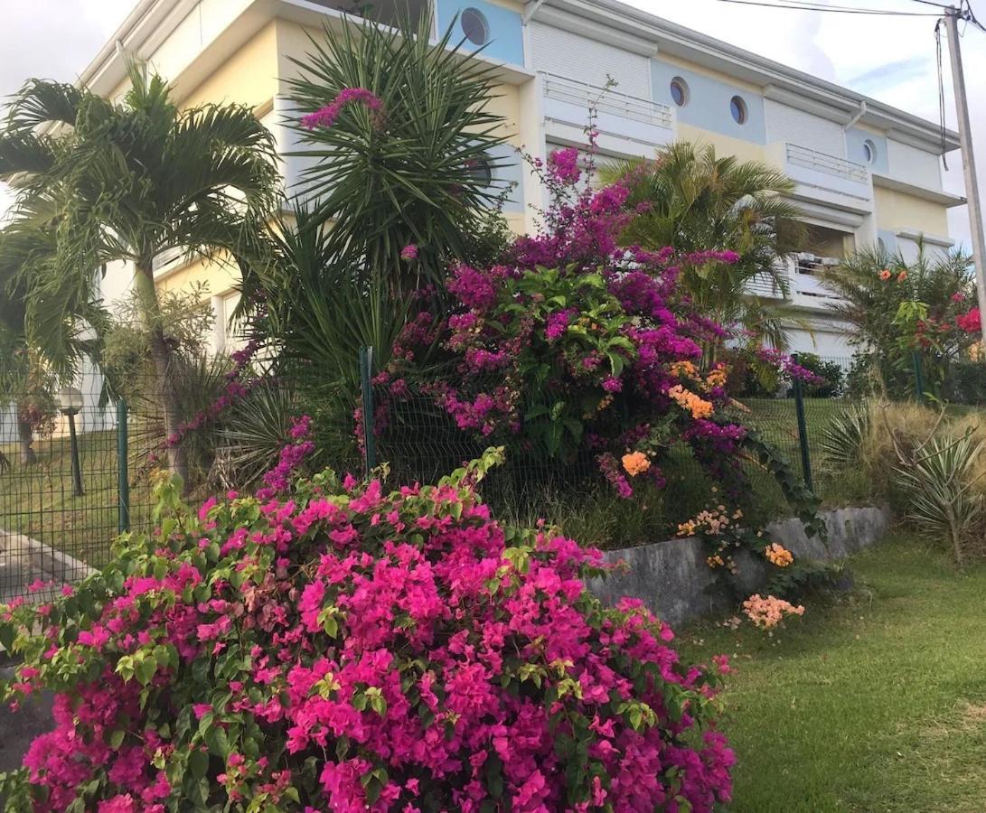 Les Hibiscus Leilighet Sainte-Luce Eksteriør bilde